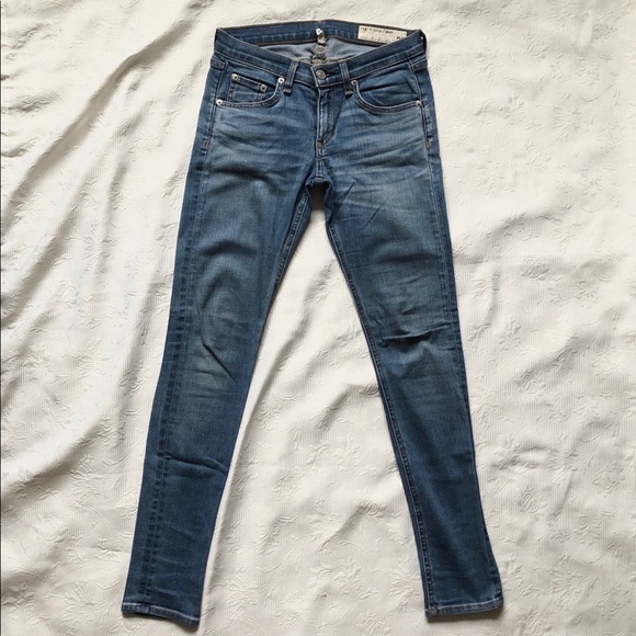 rag & bone Denim - rag & bone skinny jeans in the color Savannah